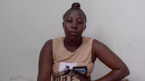 Noreen Kennth and Emilly online show from February 6, 4:53 am