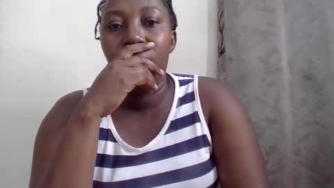 Noreen Kennth and Emilly online show from May 18, 6:14 pm