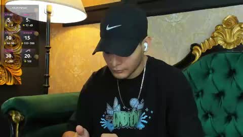 Snapshot of aless_king chatting on July 6, 10:34 pm Alessandro King online show from July 6, 10:34 pm