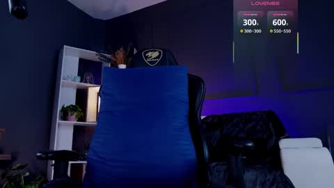 Alessandro INDEPENDENT MODEL online show from November 1, 3:30 am