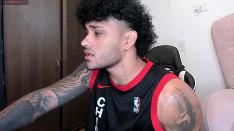 Alessandro Vanni online show from December 3, 12:06 pm