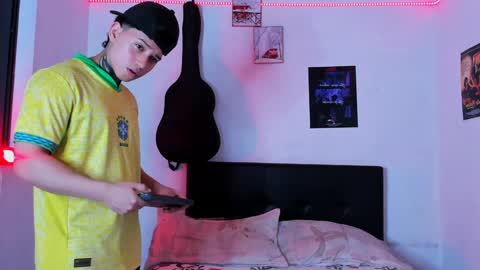 Alessandro online show from January 17, 1:15 am