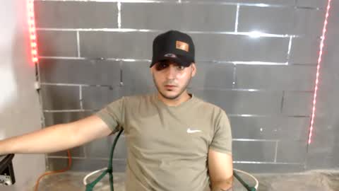 Snapshot of alessandrobooy chatting on June 23, 2:09 am alessandro online show from June 23, 2:09 am