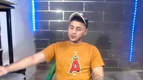 Snapshot of alessandrobooy chatting on July 14, 11:32 pm alessandro online show from July 14, 11:32 pm