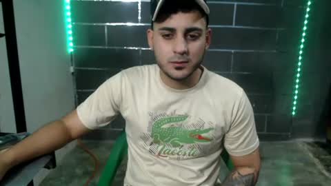 Snapshot of alessandrobooy chatting on July 16, 5:02 am alessandro online show from July 16, 5:02 am