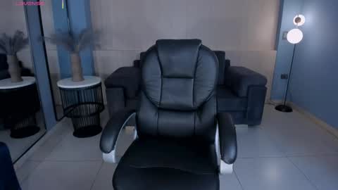 Snapshot of alessaromero chatting on October 4, 8:07 pm ALESSA ROMERO online show from October 4, 8:07 pm