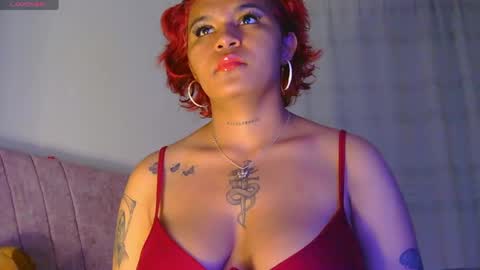 Snapshot of alessia_temptation chatting on June 9, 9:43 am alessia_temptation online show from June 9, 9:43 am