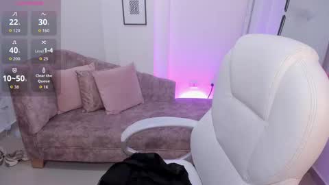 alessia_yorks online show from October 7, 12:24 pm
