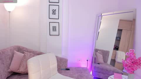 alessia_yorks online show from October 14, 12:50 pm