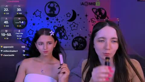 Snapshot of alessiaarouge chatting on July 13, 1:03 pm Your love online show from July 13, 1:03 pm