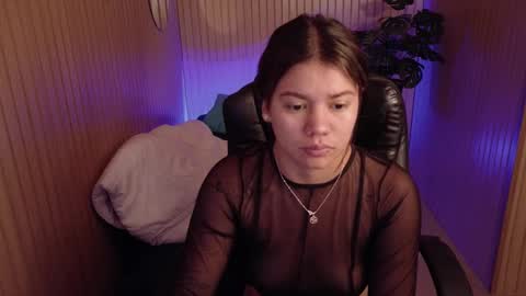 alessiamonroe_ online show from March 17, 8:17 am