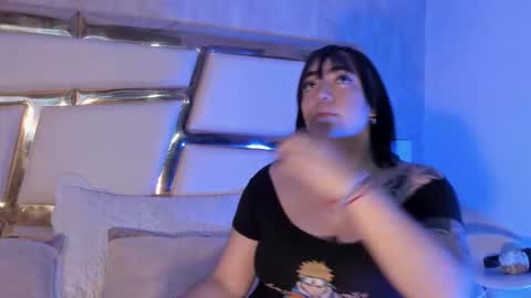 Snapshot of alessiawalkerr chatting on March 3, 2:07 am Alessia online show from March 3, 2:07 am