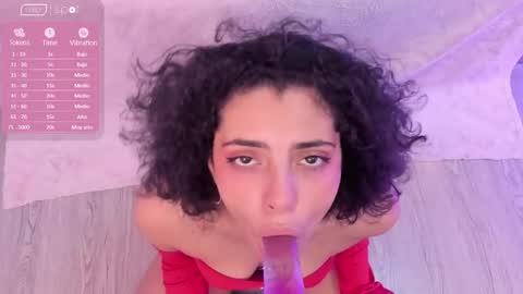 alessiia__ online show from February 19, 3:35 am