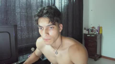 alessio Vale online show from March 31, 11:32 am