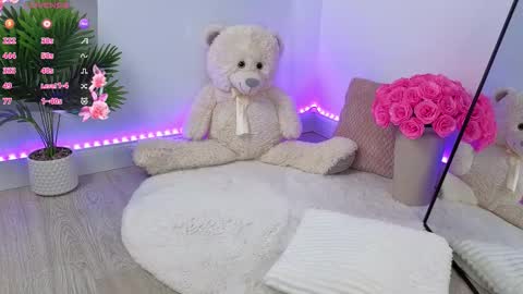 Snapshot of alessyaaa chatting on November 2, 12:07 pm Ale online show from November 2, 12:07 pm