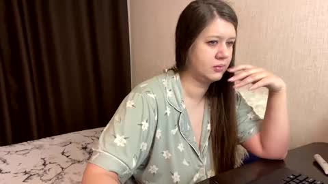 Aletta Oushen online show from December 20, 12:05 pm