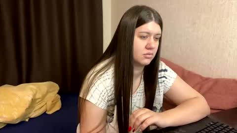 Aletta Oushen online show from December 28, 1:17 pm