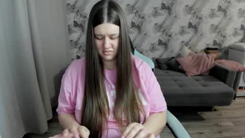 Snapshot of aletta_oushen chatting on February 13, 12:12 pm Aletta Oushen online show from February 13, 12:12 pm