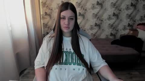 Snapshot of aletta_oushen chatting on February 24, 11:30 am Aletta Oushen online show from February 24, 11:30 am