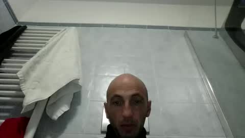 Snapshot of alex120475 chatting on January 13, 7:41 pm alex120475 online show from January 13, 7:41 pm