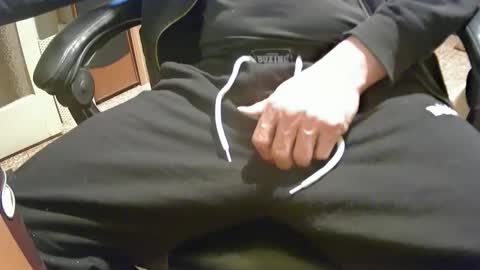 alex81pv1981 online show from March 22, 9:40 pm