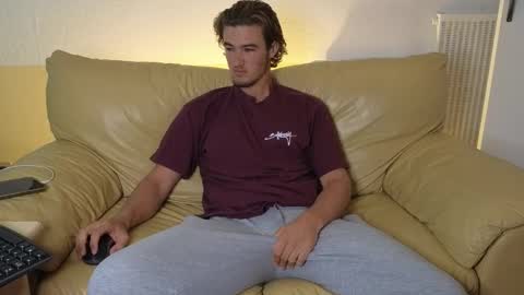 Alex83530 online show from October 21, 8:04 am