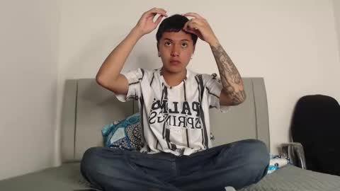 Owen online show from February 25, 2:54 am