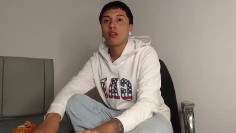 Owen online show from February 27, 2:55 am