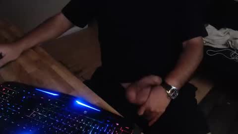 Snapshot of alex_alex140 chatting on February 26, 11:15 pm alex_alex140 online show from February 26, 11:15 pm