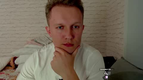 Alex Amazing online show from March 27, 9:03 pm