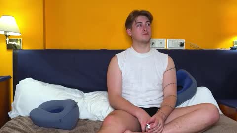 AlexDrew online show from February 18, 7:21 pm