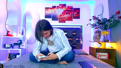 sneider online show from December 21, 6:23 pm