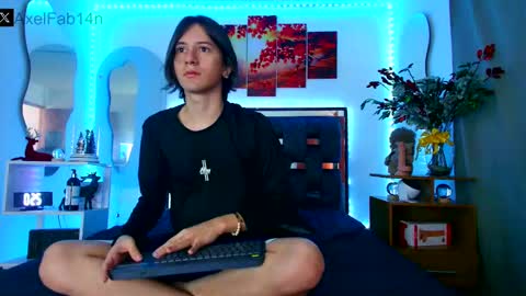 sneider online show from January 7, 6:56 pm