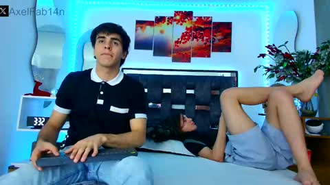 sneider online show from January 15, 10:02 pm