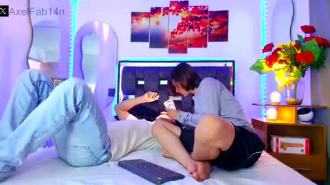 sneider online show from January 27, 6:20 pm