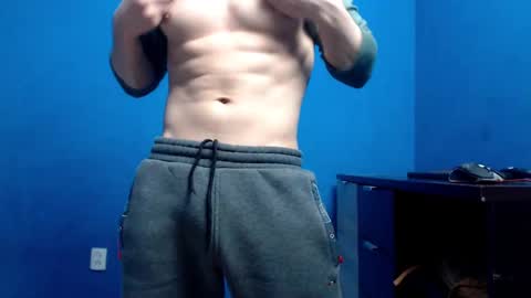 Snapshot of alex_blu chatting on March 12, 6:44 pm Alex online show from March 12, 6:44 pm