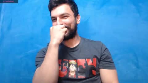 Snapshot of alex_blu chatting on October 12, 9:14 pm Alex online show from October 12, 9:14 pm