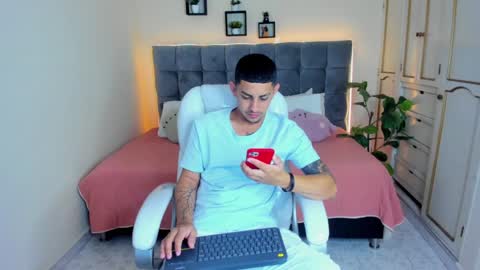 alex online show from January 14, 12:14 pm