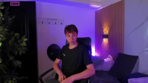 alex_deus online show from April 6, 1:03 am