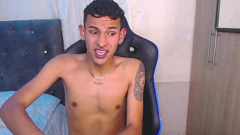 Snapshot of alex_diorrr chatting on January 14, 12:54 am Alex online show from January 14, 12:54 am