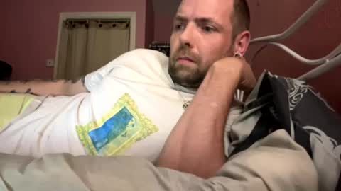 alex_essex69 online show from August 2, 2:32 am