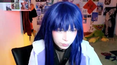 Snapshot of alex_howell chatting on November 22, 8:19 pm alex_howell online show from November 22, 8:19 pm