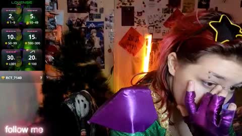 Snapshot of alex_howell chatting on December 15, 8:02 pm alex_howell online show from December 15, 8:02 pm