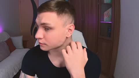 alex_milson online show from March 7, 5:40 am