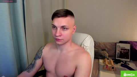 alex_milson online show from April 12, 6:46 pm