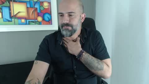 Snapshot of alex_saints_ce chatting on February 22, 11:46 pm Alex Saints online show from February 22, 11:46 pm