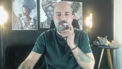 Snapshot of alex_saints_ce chatting on November 28, 11:24 am Alex Saints online show from November 28, 11:24 am