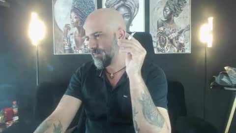 Snapshot of alex_saints_ce chatting on November 30, 7:18 pm Alex Saints online show from November 30, 7:18 pm