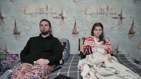 Snapshot of alex_sarah_sex chatting on November 3, 12:46 am Alex and Sarah online show from November 3, 12:46 am