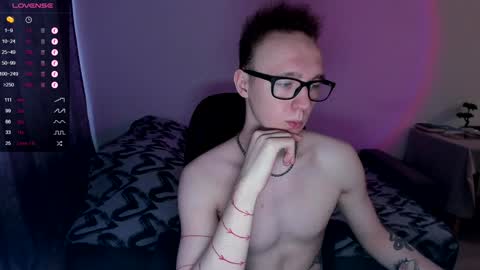 Snapshot of alex_silent chatting on January 20, 10:51 am alex_silent online show from January 20, 10:51 am